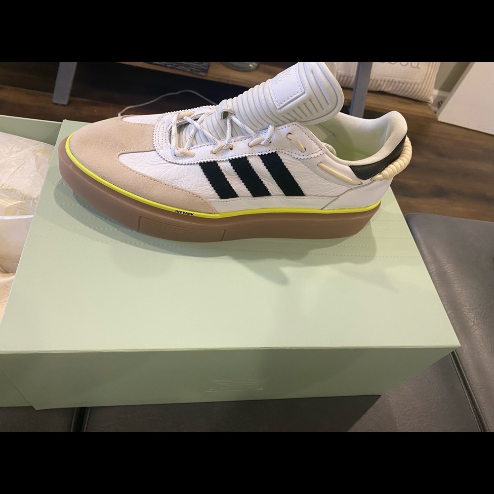 Beyonce adidas sleek size 12